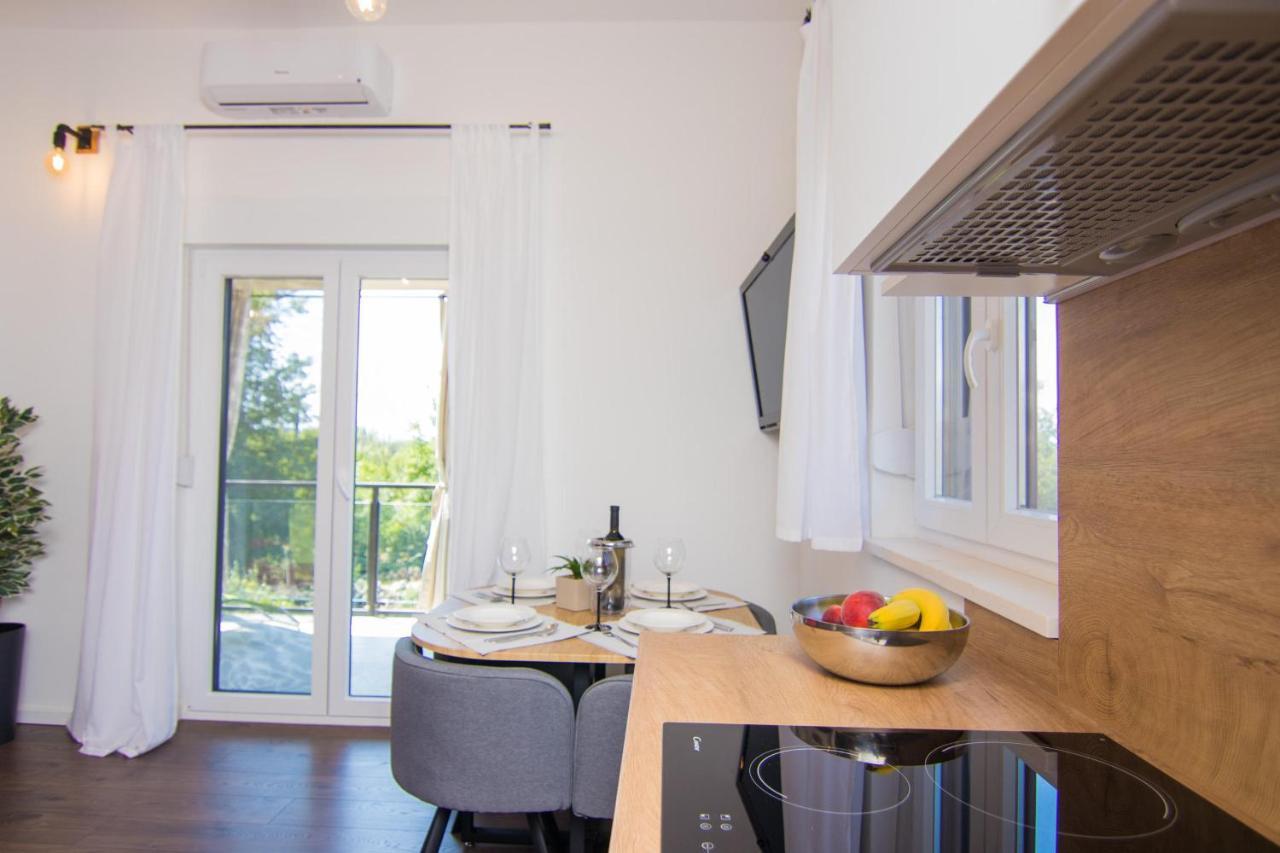 Apartments Aki Malinska Extérieur photo