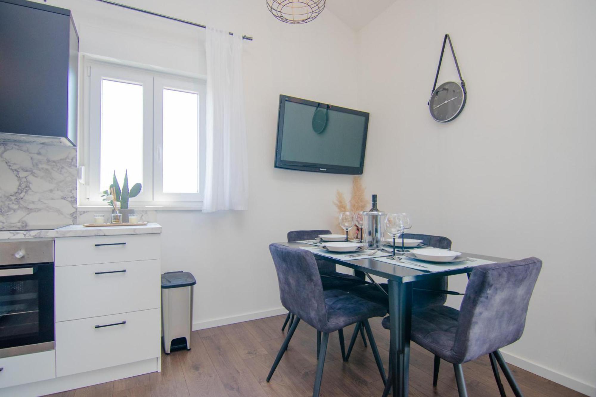 Apartments Aki Malinska Extérieur photo